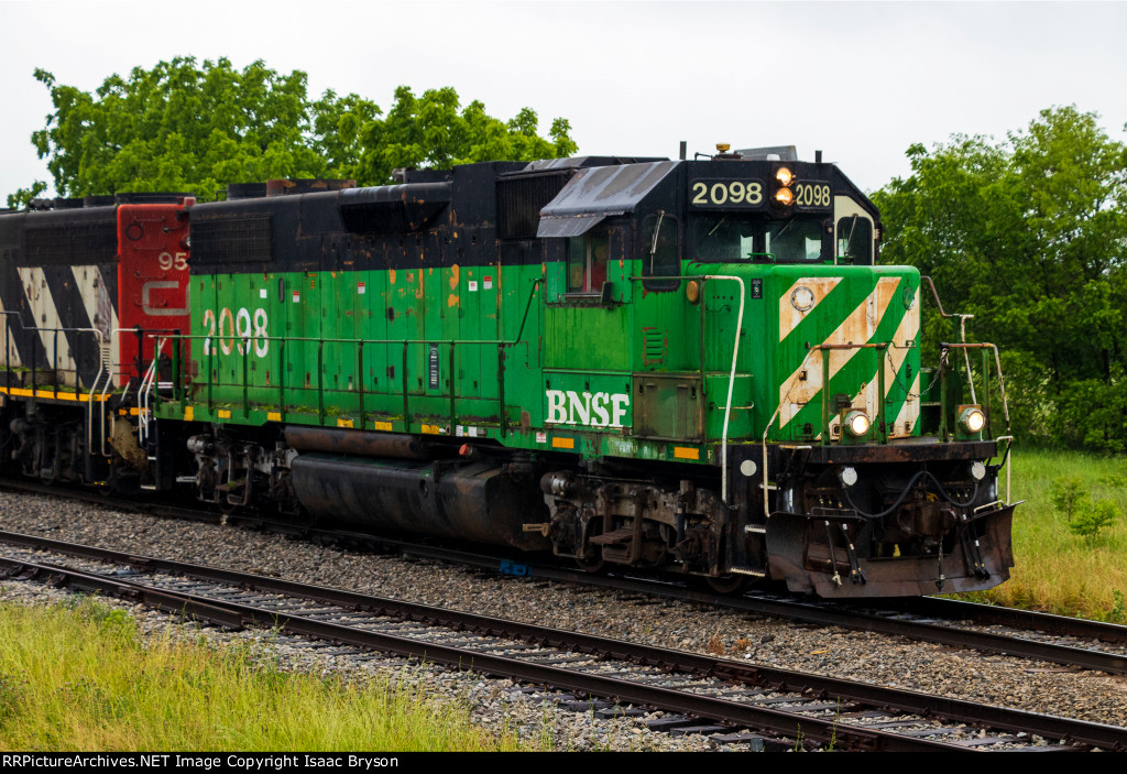 BNSF 2098